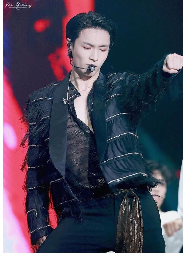 杨幂|杨洋杨紫合作？男艺人为什么都喜欢约小网红？张艺兴跟对资本阵营