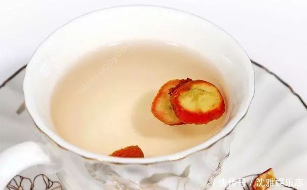 致癌物质|常用“山楂干”泡水对人有什么好处看完才明白