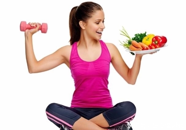 女人|女人中年后,身体感到4种不适,或是提醒你即将进入“闭经”期