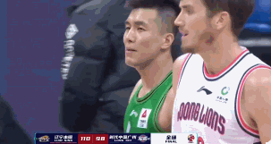 杨鸣|郭艾伦赛后爆粗口事出有因,杨毅说公道话,杜锋外甥2点太过分