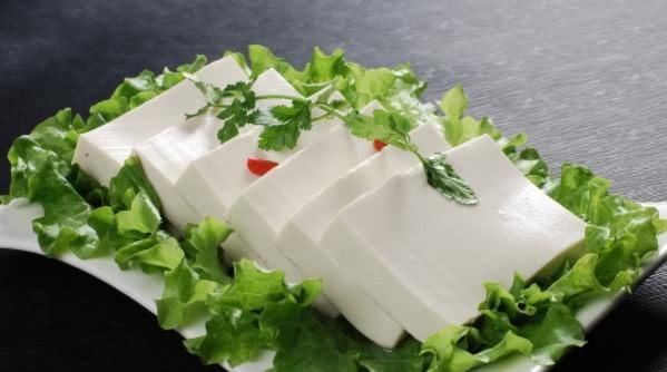 买豆腐时,2种豆腐不要买,商贩透露:自己都不吃!