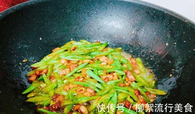 五花肉|建议老年人如果不差钱尽量多吃这种食物,腿脚有劲,身体硬朗!