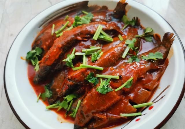 受欢迎|夏季的东北,这些农家菜特别受欢迎,地道东北味,外地吃不到