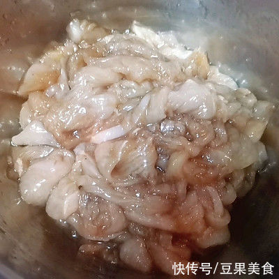 百吃不腻的减脂餐—番茄焖鸡片教程