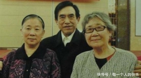 被判|李作鹏被判17年,出狱后妻子不愿陪同,女儿女婿摆地摊起家,后成大富商