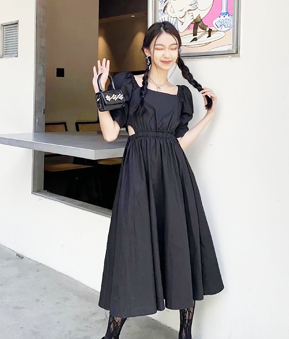 t恤|别再卷衣角了!今年流行“剪一刀”,显瘦时髦还高级