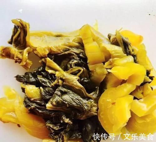 卤制品|痛风发作痛哭流涕?5种食物再喜欢也请远离,痛风不会频繁发作!
