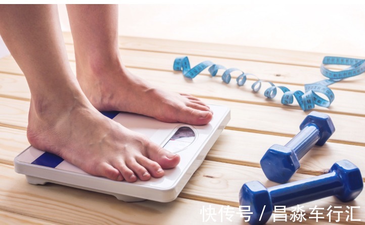 心脑血管|血液粘稠的人，少碰“2白”，多吃“3黄”，保护血管，血栓不来扰