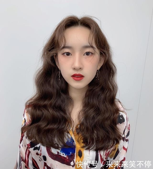 内扣 “最女神”发型27款,无论直卷都很美,爱美女性都喜欢!