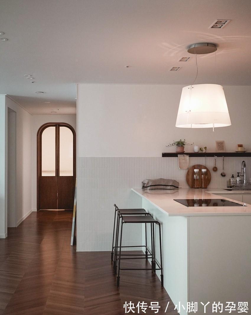 餐厅|126㎡不要电视墙,客餐厅只有一张桌子,不仅没“翻车”还很温馨