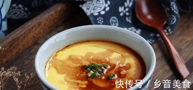 蒸鸡蛋，不加水加“它”，鸡蛋嫩滑如布丁还特营养，早了解早受益！