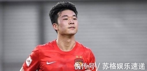 段刘愚|李霄鹏即将敲定国足30人新名单,两大归化或无缘,洛国富将挑大梁