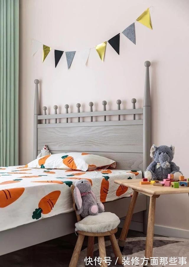 卧室|117平现代风三居室，把书房塞进客厅、把电视放过道