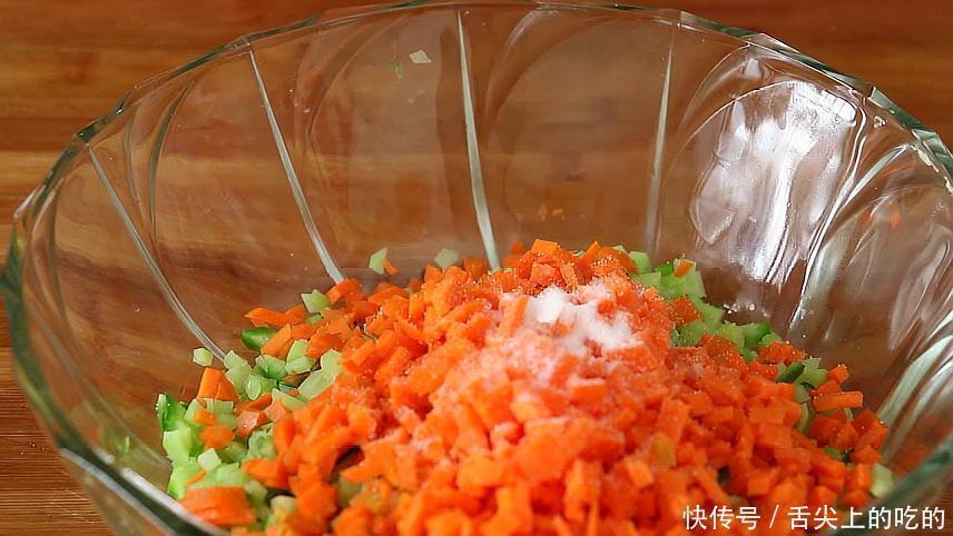 花椒粉|萝卜最好吃做法,不用炒不凉拌,一次3斤不够吃,给红烧肉也不换