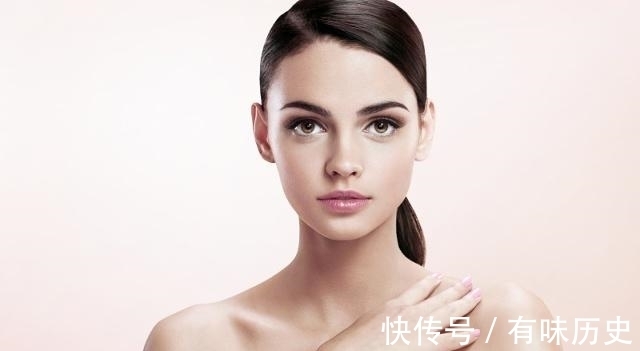 底妆|女人化妆还没学会这几招!怪不得上妆老是卡粉,现在知道还不晚!