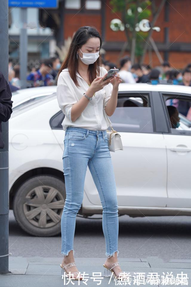 慵懒 白衬衣的通勤搭配,展现简约大方美,温柔优雅