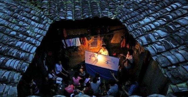 德行@古语说“老人无德,全家遭殃”,下句更经典,八个字道出家庭真谛