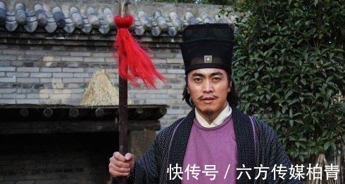 石秀#《水浒传》里杨雄、石秀因何差点被晁盖斩了?只有此人看明白了