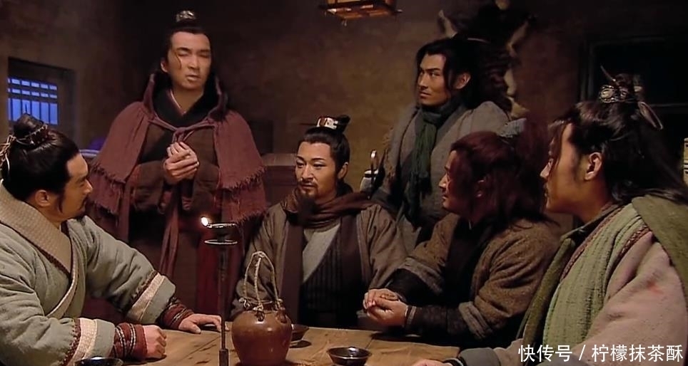 古本水浒传有位赛存孝:骑马大战武松五十合不败,步战一招见输赢