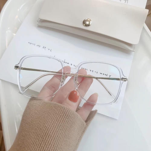 盘点适合学生党的眼镜框，这么选巨显脸小，你选对了吗？