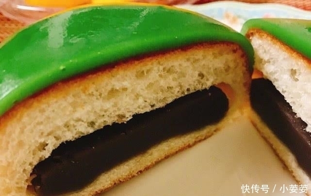 日本推出“翡翠面包”这颜值算是达到巅峰,买完舍不得吃的人很多
