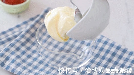 新晋网红美食！在家有个平底锅就能做，哪还用出去排队吃