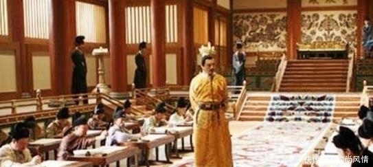 乾隆|乾隆出了一上联,考生听完扭头想走,乾隆站住,你就是状元了