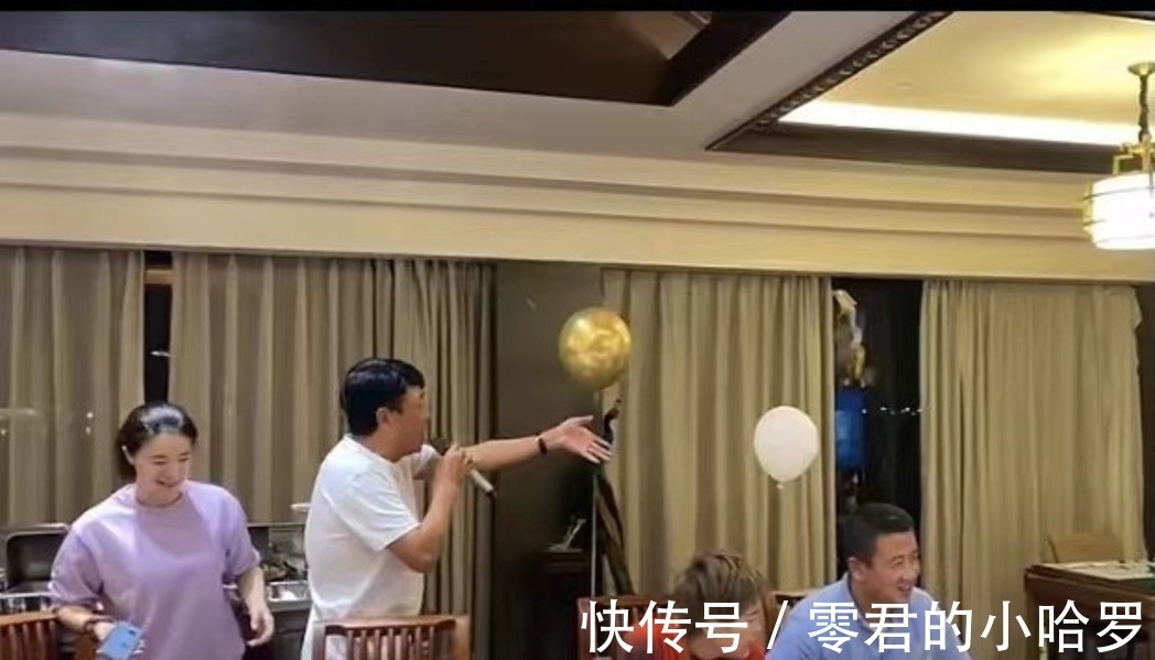 王淼|祖孙三代同堂,父母为王楠庆生,大5岁姐姐与王楠同月同日幸福!