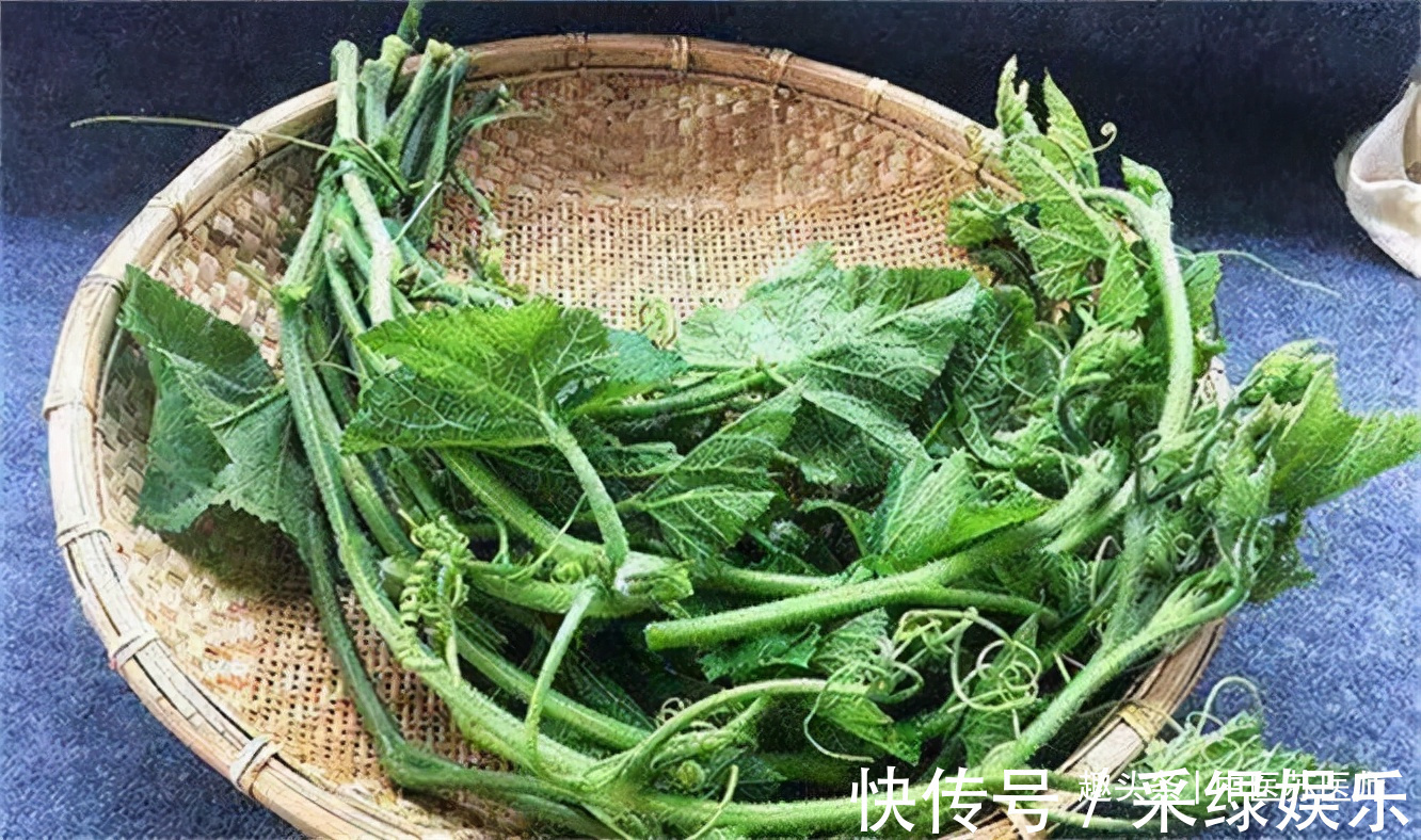 南瓜|想一直年轻,三种食物记得吃,排毒抗衰,预防便秘,身体更好了