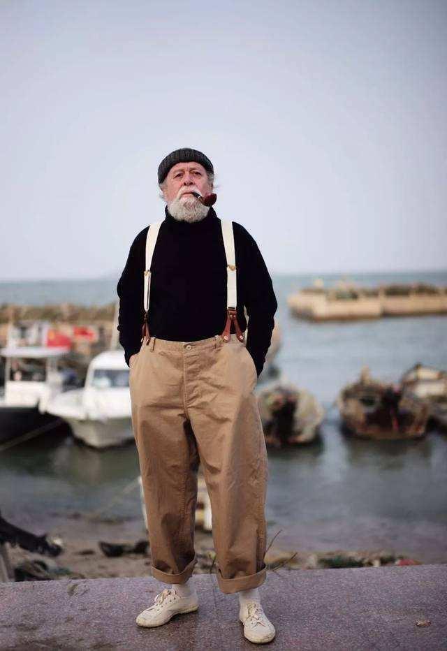 神医喜来乐@他演了四十年老外,只因长了张“洋人脸”,现实却是个地道山东人