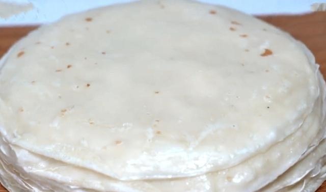 家里有面粉,别再蒸馒头了,试试此做法,上锅一烙,鲜美又下饭