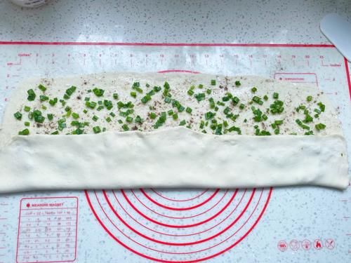 面团|天热想吃花卷自己做，半小时就能蒸一锅，做法简单1根筷子就搞定