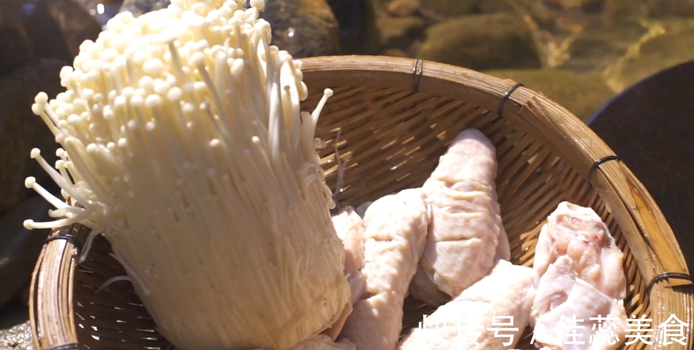 小孩|零失误的鸡翅做法,不加一滴水,入味又鲜滑,大人小孩抢着吃!