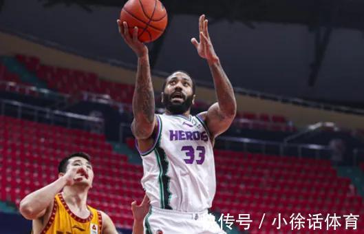 比赛|山东男篮力克山西男篮迎来两连胜,吉伦沃特45分创赛季新高