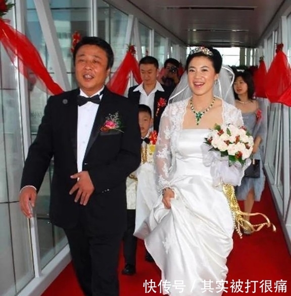刘国梁|20年后再看王楠才明白:嫁给大8岁的郭斌,是她一生的幸运!