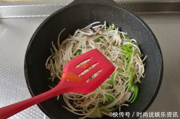 青椒和“它”是绝配,一周吃2次,提高免疫力,好吃不长胖!