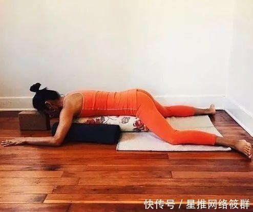 膝盖|瑜伽初学者要开髋,这个阴瑜伽动作特别有效!