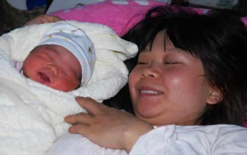 月子中心|朋友三伏天坐月子，担心太热又不敢吹空调，我给她出了这招