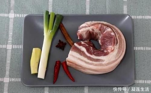 桂皮|红烧肉新做法,不用炒糖色,不用加酱油,以前吃的红烧肉都白吃了