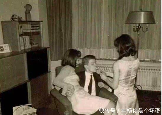 潜水服|一组罕见老照片,图2引无数男人回头,最后一张看了让人震撼!