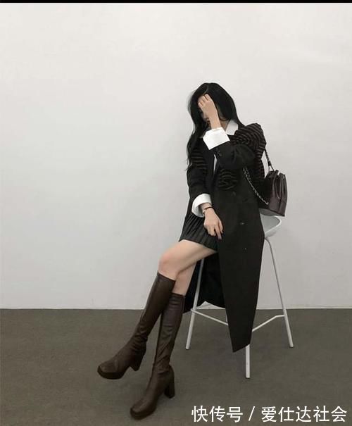 风格 今年流行“大衣＋半身裙”，优雅显高级，有品位的女人都这么穿