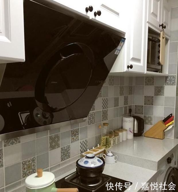 洗衣|大龄剩女表姐的86平新房,头次见冰箱放门口,洗衣机放厨房!