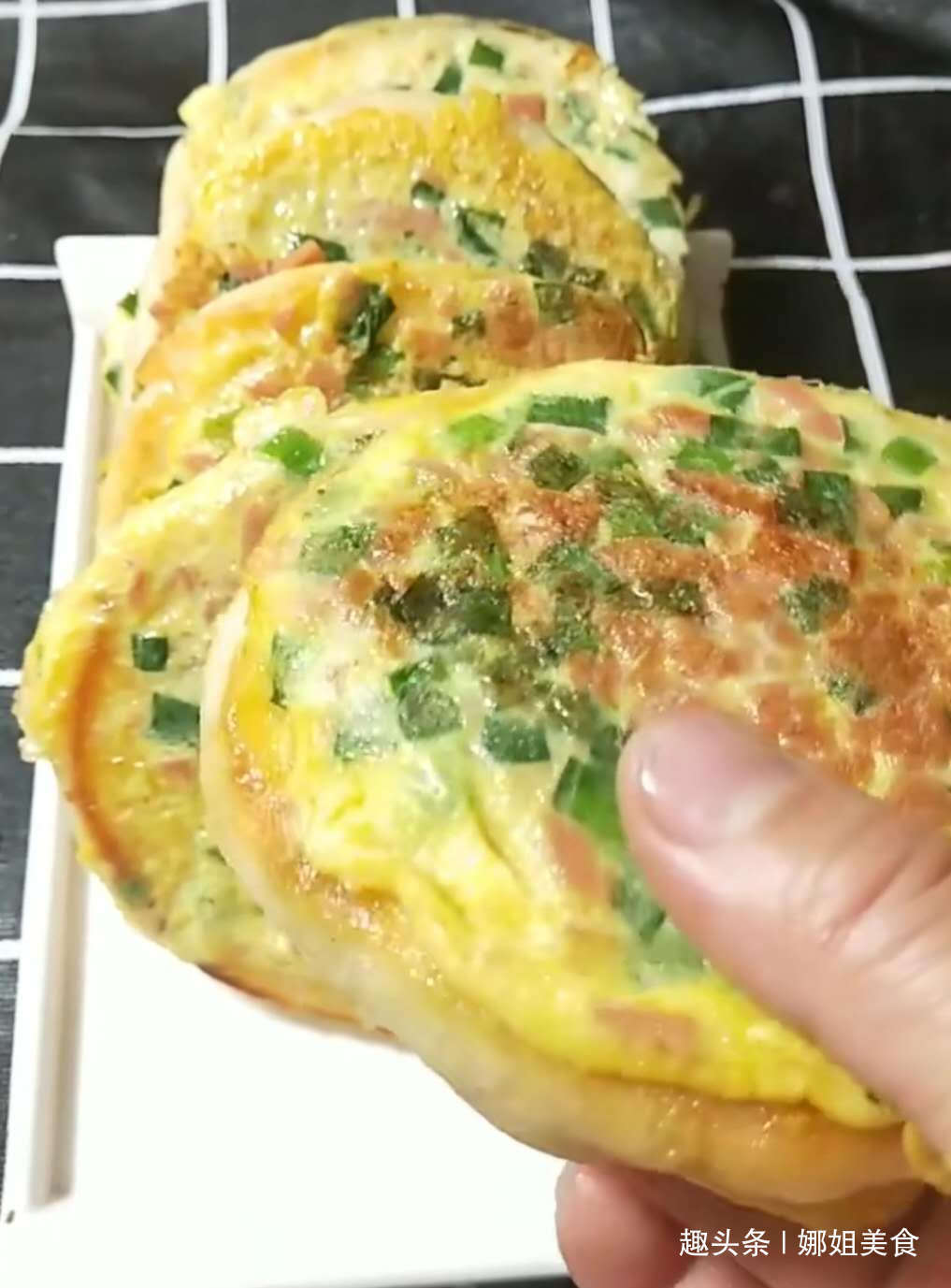 面粉新吃法，不蒸馒头，不包饺子，不煎饼，简单一做，全家吃不够