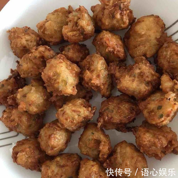 40年大厨炸丸子的秘诀:掌握这个技巧,包你炸出圆润香酥的丸子
