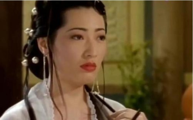 好好学习!她曾是最美“潘金莲”,红极一时嫁入中国,今成为拉面馆老板娘!