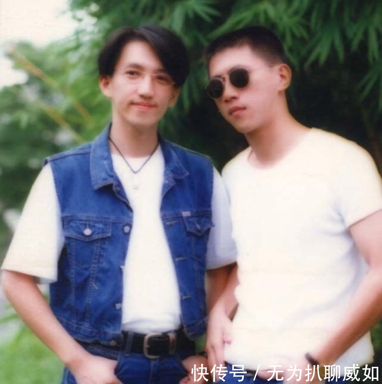 從2米高臺(tái)摔落仍堅(jiān)持錄節(jié)目,這么賣命是敬業(yè),還是為還風(fēng)流債?