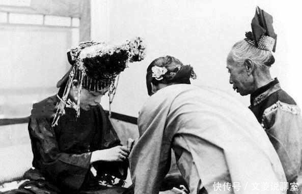 宫女|清帝退位后，大清国库一片狼藉，宫女、格格、八旗子弟下场惨凄