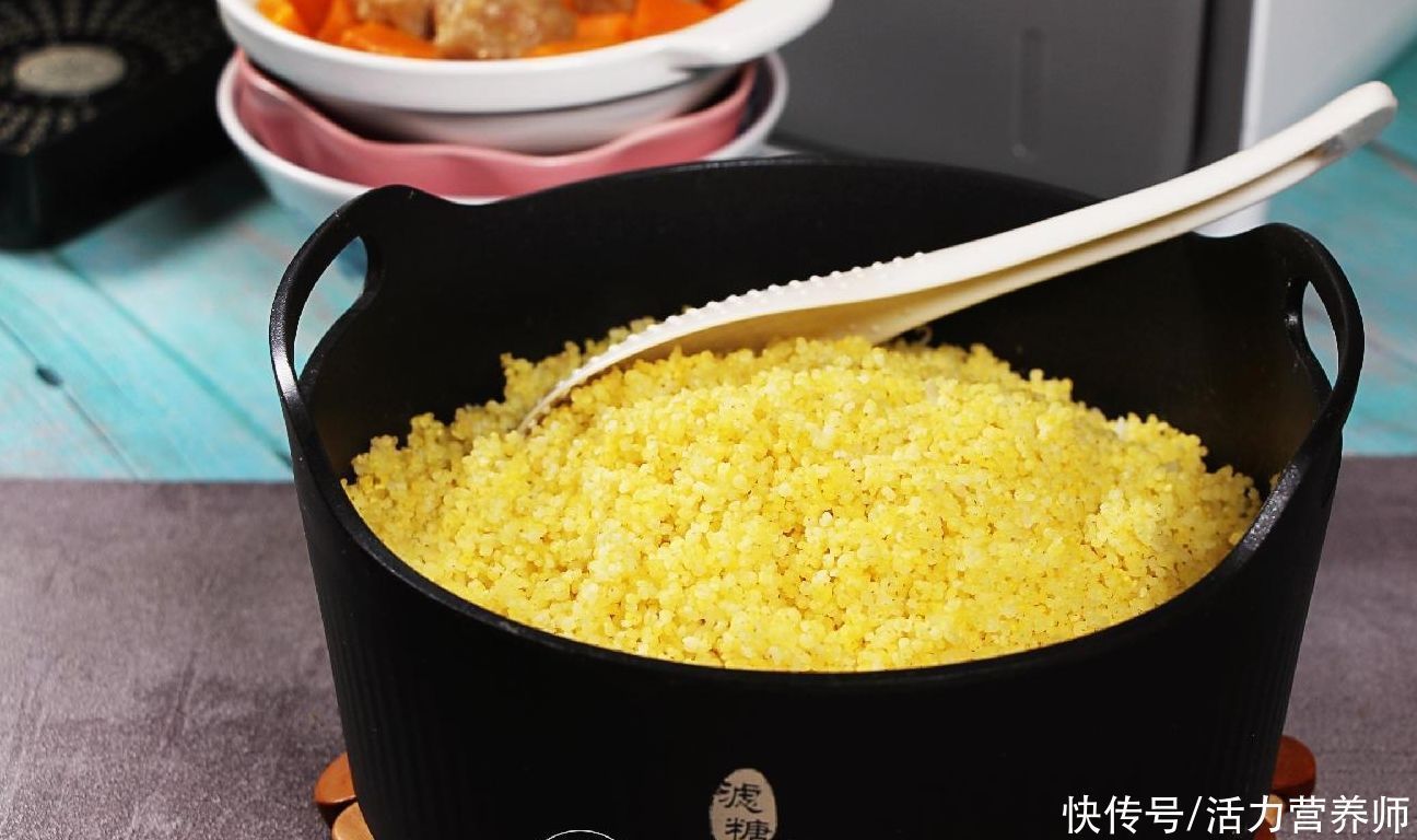 小米饭|吃小米有助于降血糖?糖尿病患者的亲身经历告诉你吃小米饭还是粥