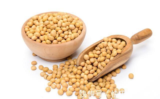 小朋友们|孩子积食反复,建议少碰2红,多食2黄,不仅消化好,还不积食!