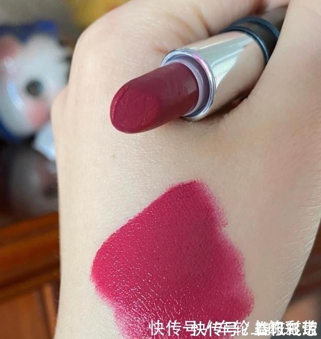 女生 相亲时女生最好别涂这几支口红,强势又霸道,男生一般不会喜欢!